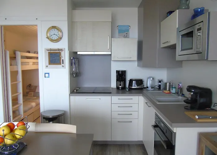 Le Corsaire * Plage-des-Demoiselles